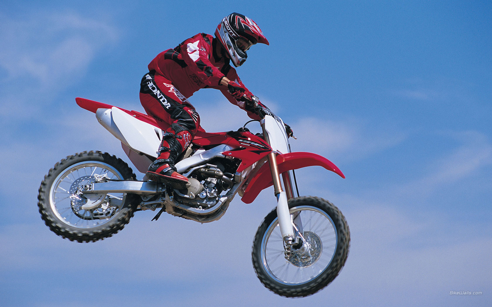 Honda CRF250R 1680x1050 c158 Tapety na pulpit